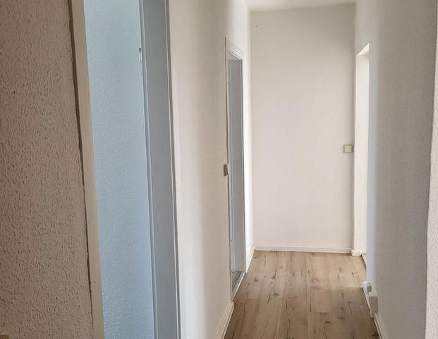 2 Monate kaltmietfrei! Gemütliche 2 Zimmer Wohnung in Hainichen - Foto 1