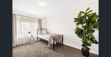 Space, Comfort and Convenience - Gardening Included! - Photo 2