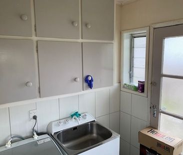 Modern & Convenient Living in a Quiet Cul-de-Sac Ã¢€“ 2 Bedroom Fro... - Photo 3