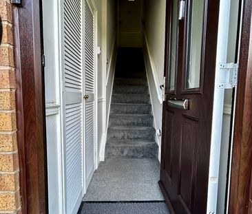 2 Bed Flat, Morley, LS27 - Photo 4