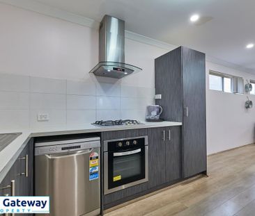 142 Mornington Crescent, WANDI WA 6167 - Photo 4