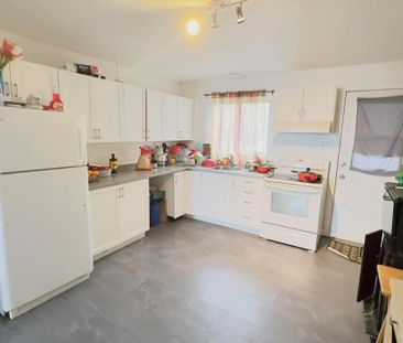 Immeuble - 475 7e Avenue, Sherbrooke 4 1/2 à Louer - Photo 2