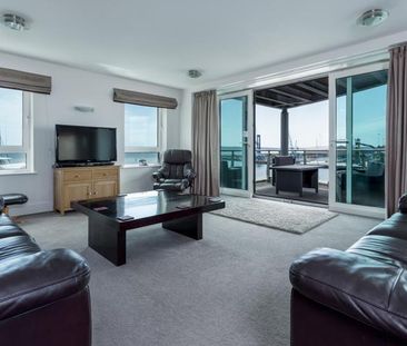 3 bedroom apartment to rent - Photo 1