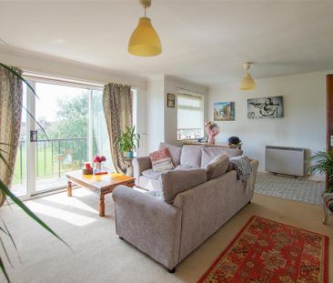 2 bedroom apartment to rent - Photo 6