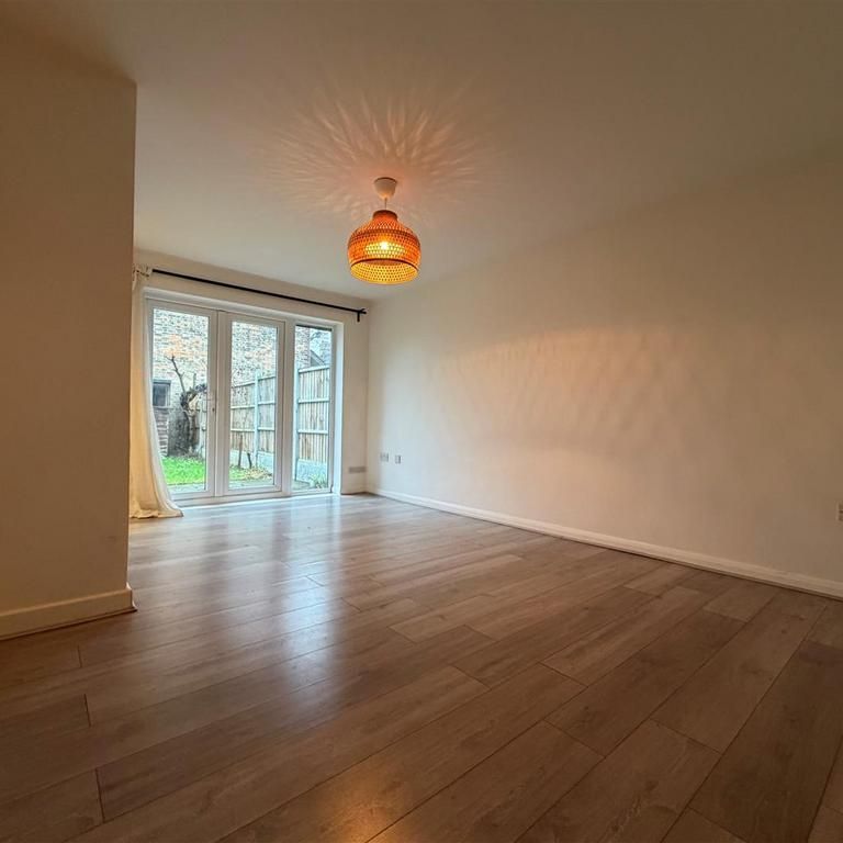 1 bedroom bungalow to rent - Photo 1