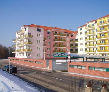 Pronájem bytu 1+kk 34 m2 - Fotografie 1