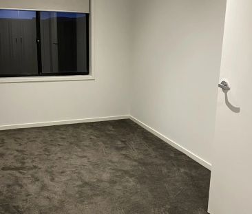 Modern Family Home in a Convenient Wallan Location - Photo 2