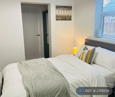 3 bedroom terraced house to rent - Photo 6