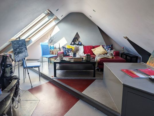 3 Bed Flat, Durnsford Road, SW19 - Photo 1