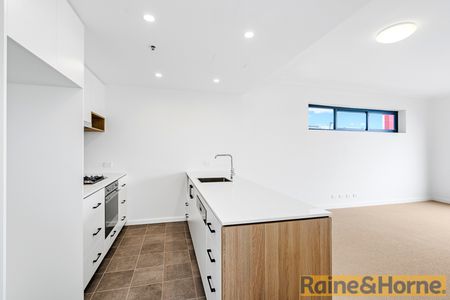 313/8 Roland Street, Rouse Hill, NSW 2155 - Photo 5