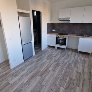 Saint victoret dans un petit immeuble un appartement de type 2 meublé, - Photo 2