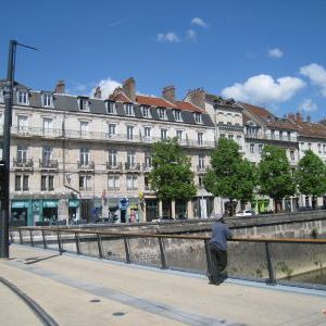 À louer / Appartement F5 et + / BESANCON QUARTIER CENTRE VILLE 5 Quai de Strasbourg - Photo 1