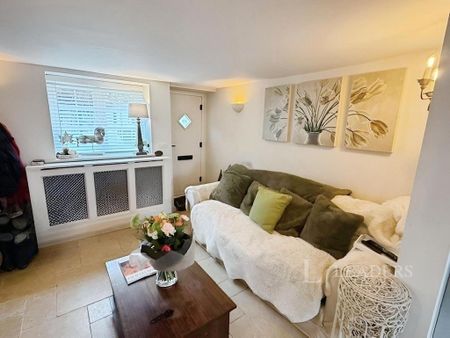 2 bedroom terraced house to rent - Photo 3