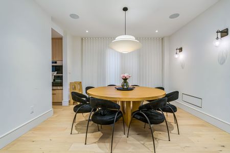 For Lease - 585 Montbeck Crescent, Mississauga, Ontario - Photo 4