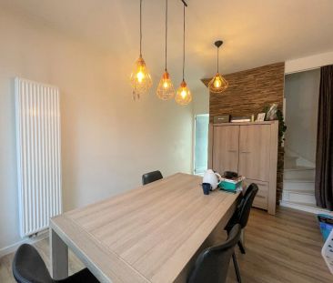 Volledig gerenoveerde woning in het centrum van Roeselare, vrij op ... - Photo 3