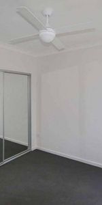 As New 1 Bedroom Apartment - Photo 3