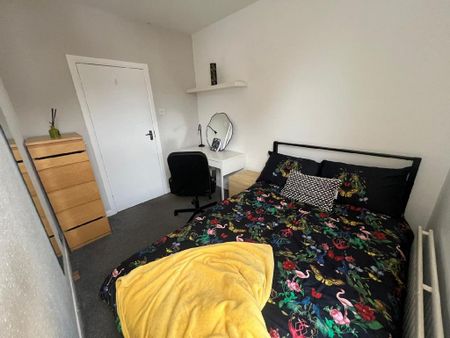 8 bedroom house to rent - Photo 4