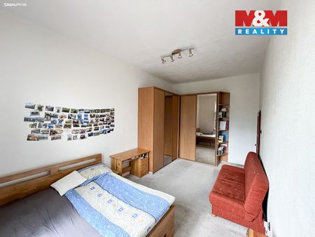 Pronájem bytu 2+1 89 m² - Fotografie 4