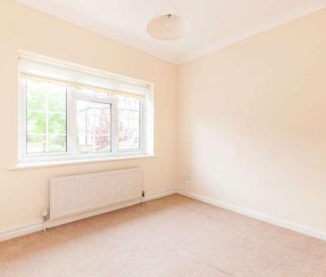 Furness Road, BN20 - Photo 4
