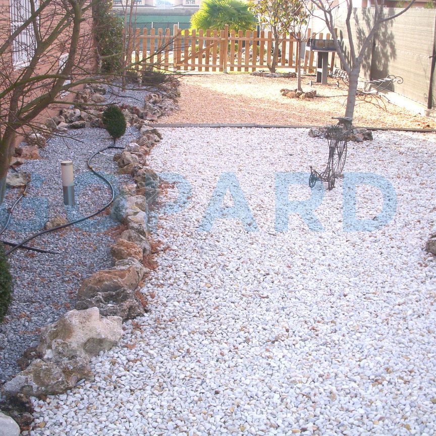 Casa adosada de alquiler en Villanueva de la Cañada ciudad - Photo 1