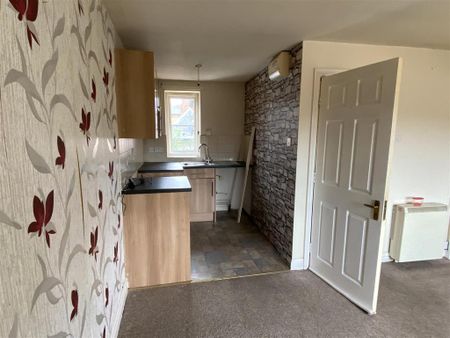 1 bedroom flat to rent - Photo 5