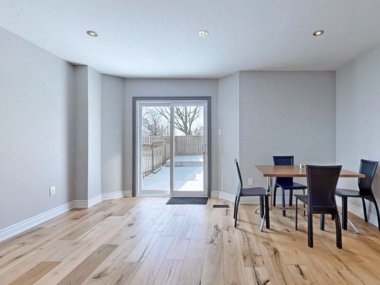 For Lease - 5552 Cortina Crescent, Mississauga, Ontario - Photo 1