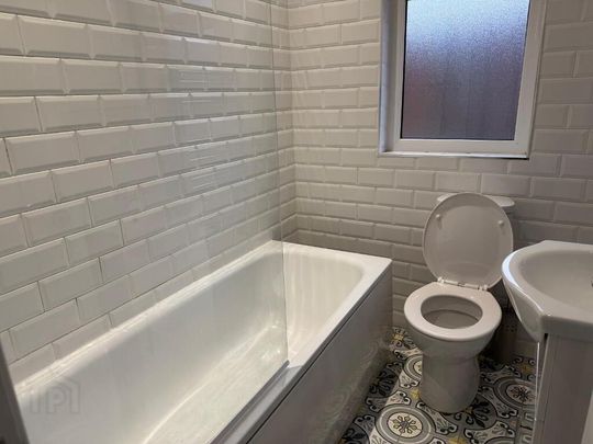 11 Rathcool Street, Belfast, BT9 7GA - Photo 1