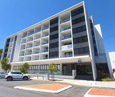 STUNNING FULLY FURNISHED ONE BEDROOM APARTMENT - Photo 6