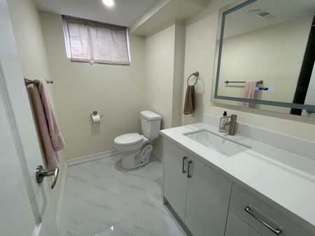 For Lease - 384 Maple Leaf Drive Unit# Bsmt, Toronto, Ontario - Photo 2