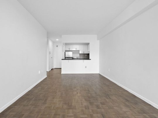 For Lease - 7 Jackes Avenue Unit# 1704, Toronto, Ontario - Photo 1