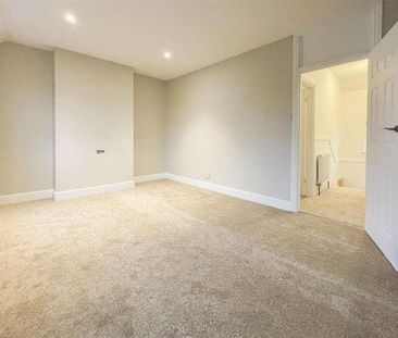 Fairlight Road, Eastbourne, BN22 - Photo 4