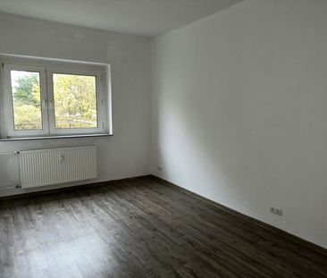 WG geeignete Wohnung mit EBK im Siegfriedviertel! - Photo 1