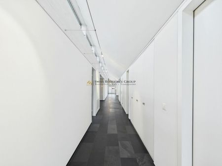 Elegant 5.5-room penthouse with elevator access, fireplace and large terrace - Foto 3