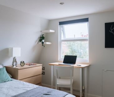 Room in a Shared Flat, Woodbury Street, SW17 - Photo 6
