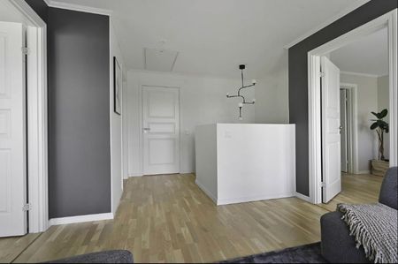 Vårby - 6.5rok - tillsv - 26.450kr/mån - Photo 2