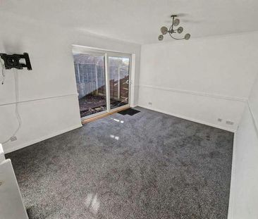 Solent Drive, Bolton, BL3 - Photo 6