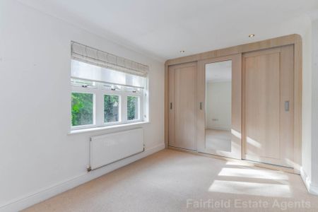 Watford Heath, Oxhey, WD19 - Photo 4