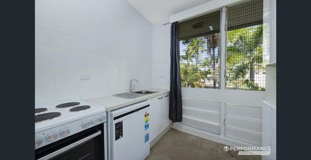 Effortless Living with Beachside Bliss - Photo 1