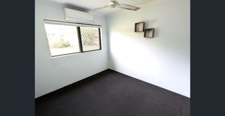 EDGE HILL BEAUTY - Photo 3