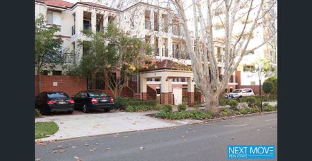 Superb Apartment in Prime Location - Photo 4