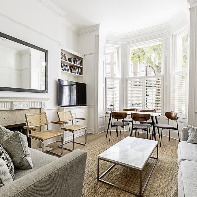 3 bedroom flat to rent - Photo 1