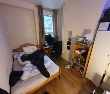 5 bedroom house to rent - Photo 1