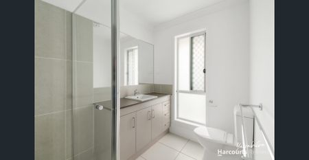 Modern Family Living in the Heart of Flagstone - Photo 3