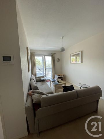 Location Appartement 2 pièces 41m² ARGELES GAZOST 65400 - Photo 5