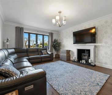 5 bedroom detached house to rent - Photo 1