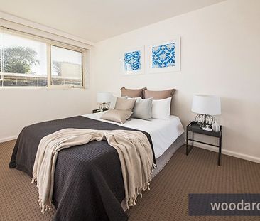 Fresh One Bedroom, Ground Floor Beauty! - Photo 3