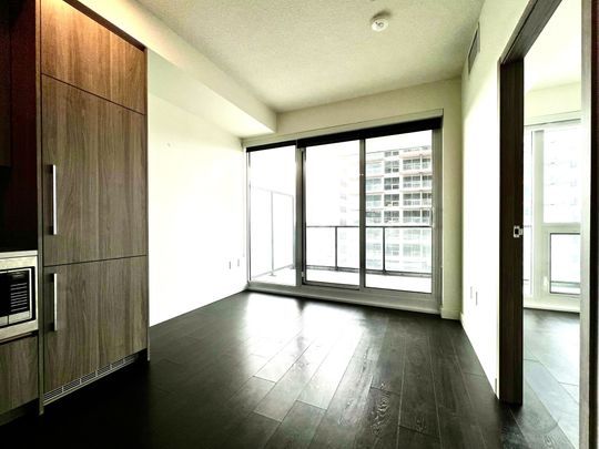 For Lease - 85 Mcmahon Drive Unit# 1108, Toronto, Ontario - Photo 1