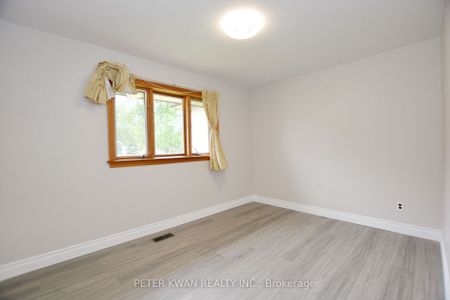 For Lease - 24 Northpark Road Unit# Upper, Barrie, Ontario - Photo 4