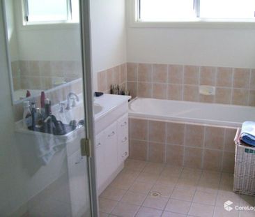 PARK YOUR TRUCK OR STORE YOUR CARAVAN? - Photo 5