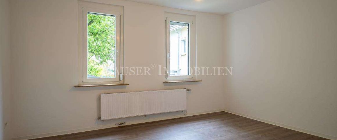 Sanierte Zwei-Zimmer-Wohnung mit Einbauküche im Ortskern von S-Möhringen - Photo 1
